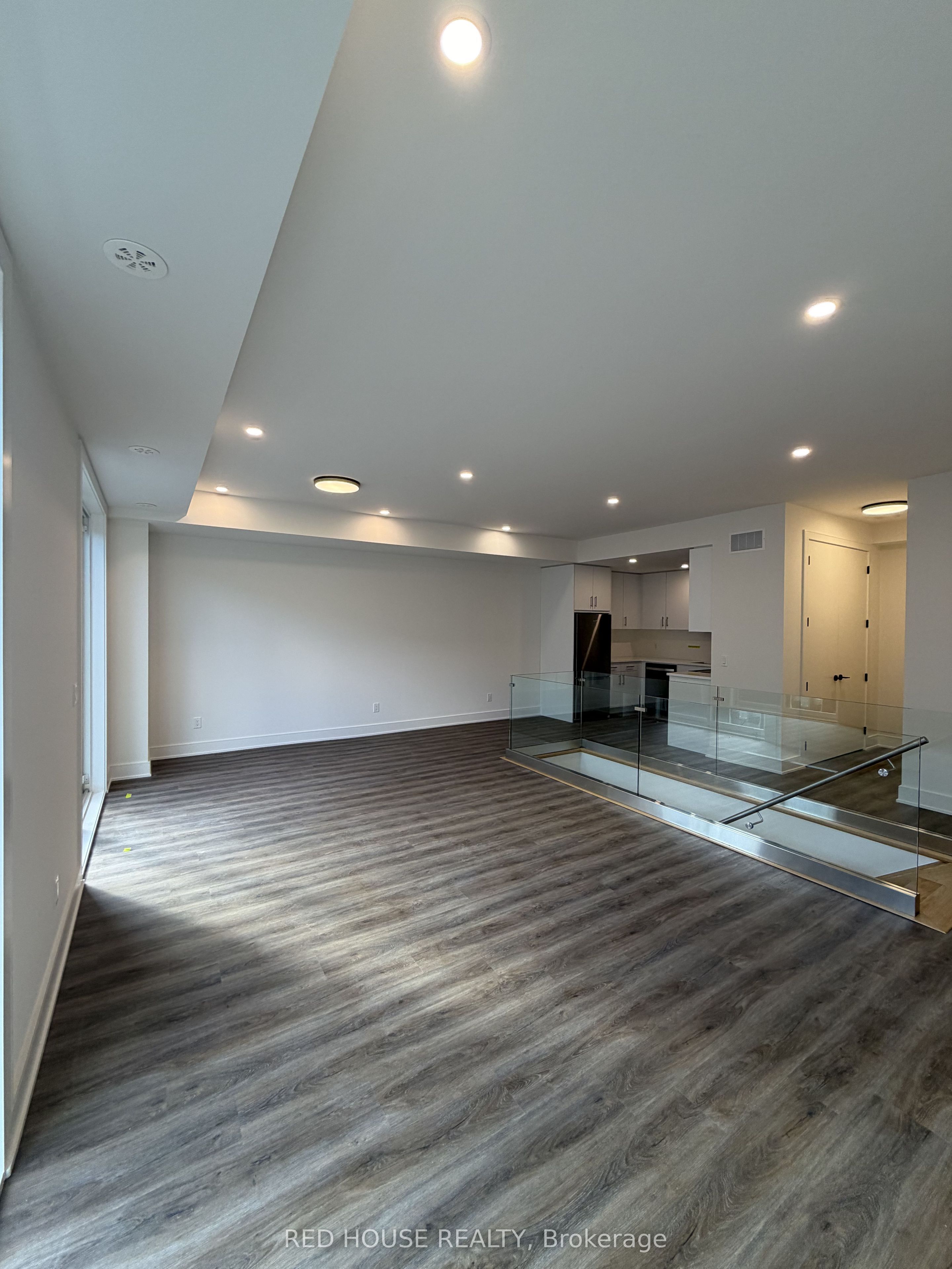 212 Ellis Avenue, St. Catharines 5