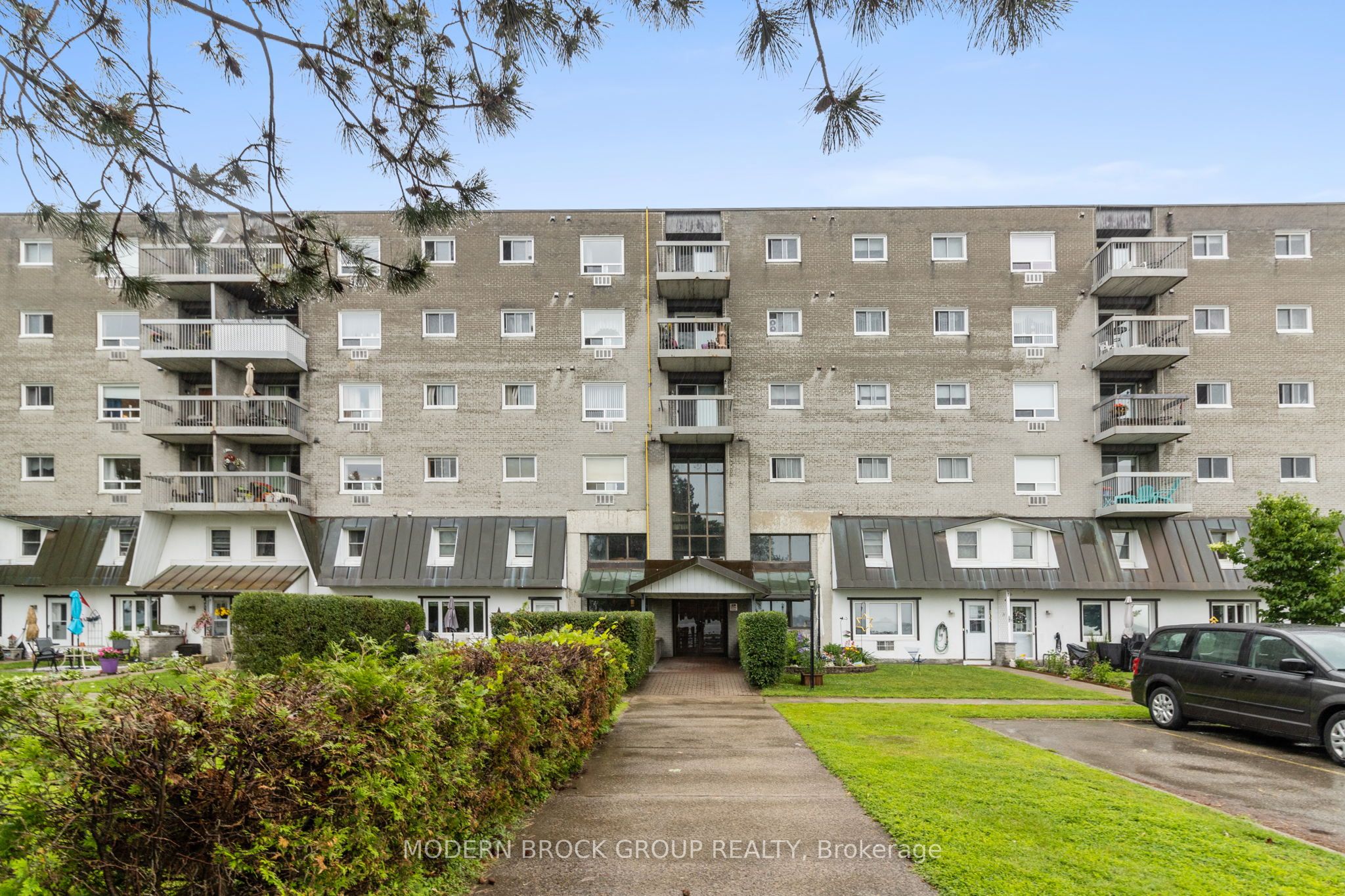 Unit 608 - 235 Water Street, Prescott 1