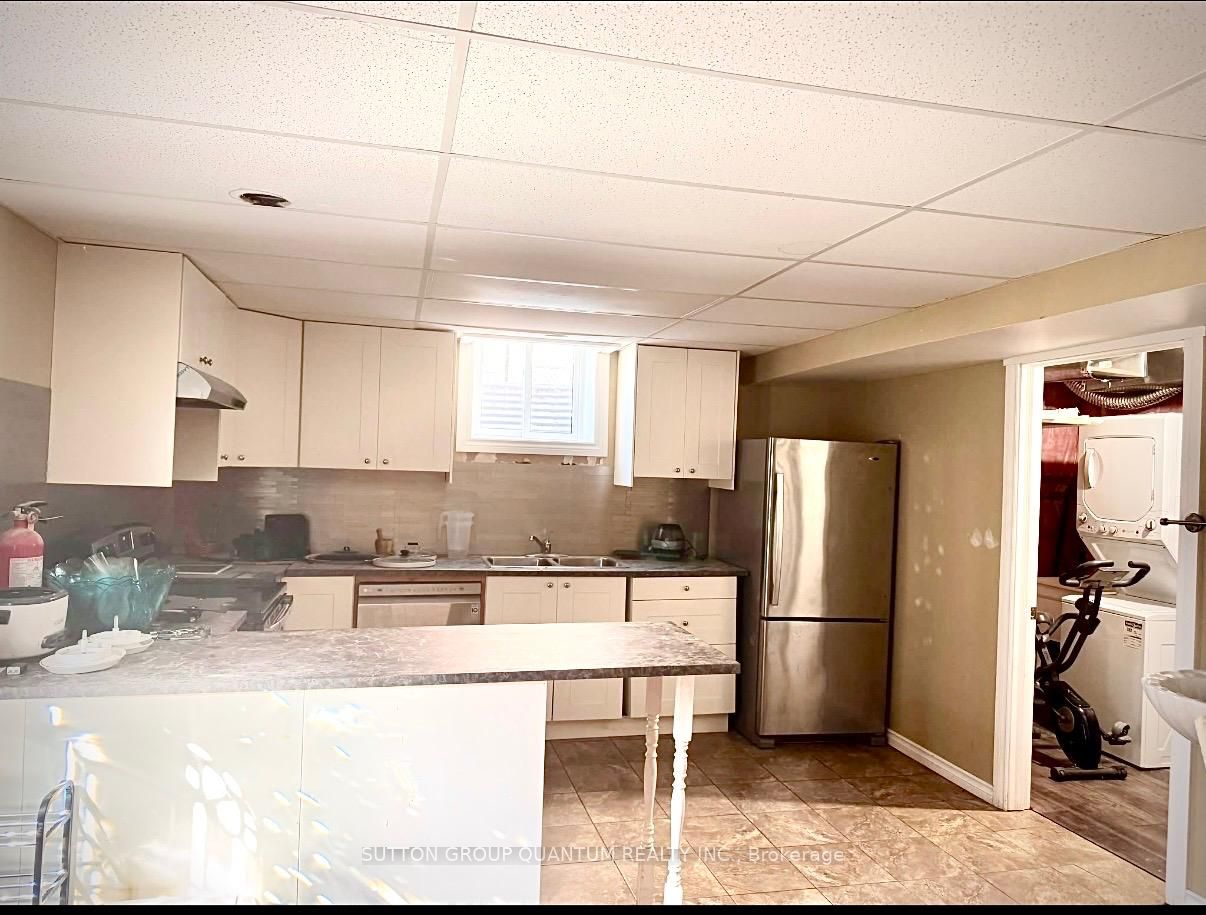 Unit Basement - 85 Roselawn Crescent, Welland 3