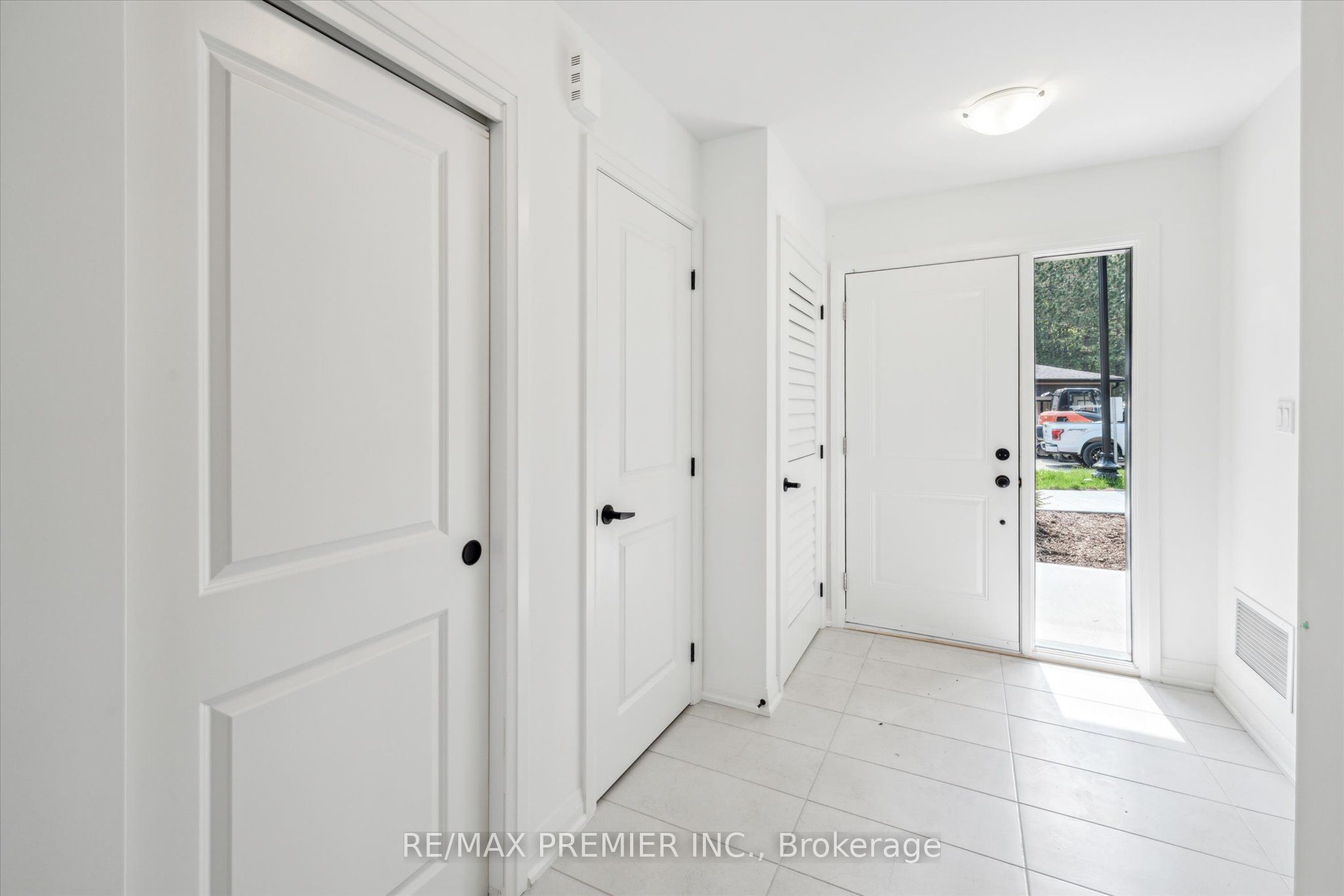 Unit 3-105 - 253 Crescent Bay Lane, Huntsville 5