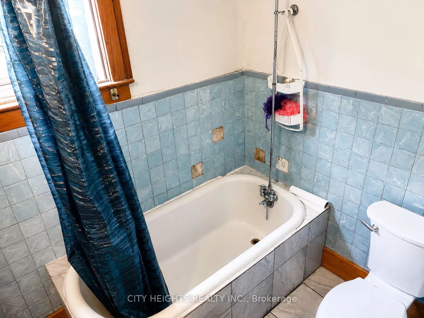 Unit 2 - 1264 Elsmere Avenue, Windsor 3
