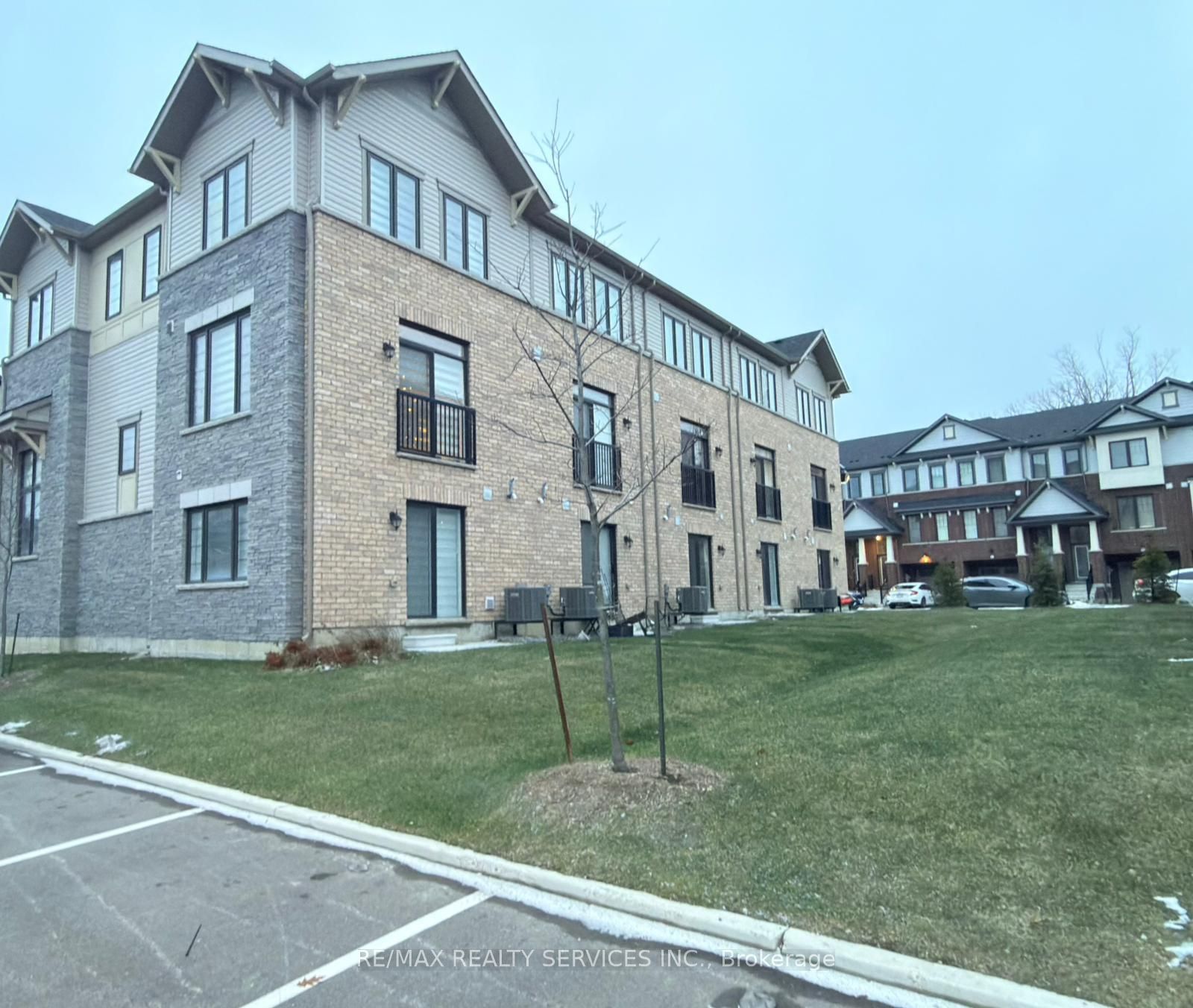 Unit 71 - 185 Bedrock Drive, Stoney Creek 3