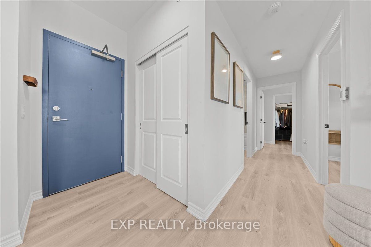 Unit 613 - 397 Codd's Road, Ottawa 4
