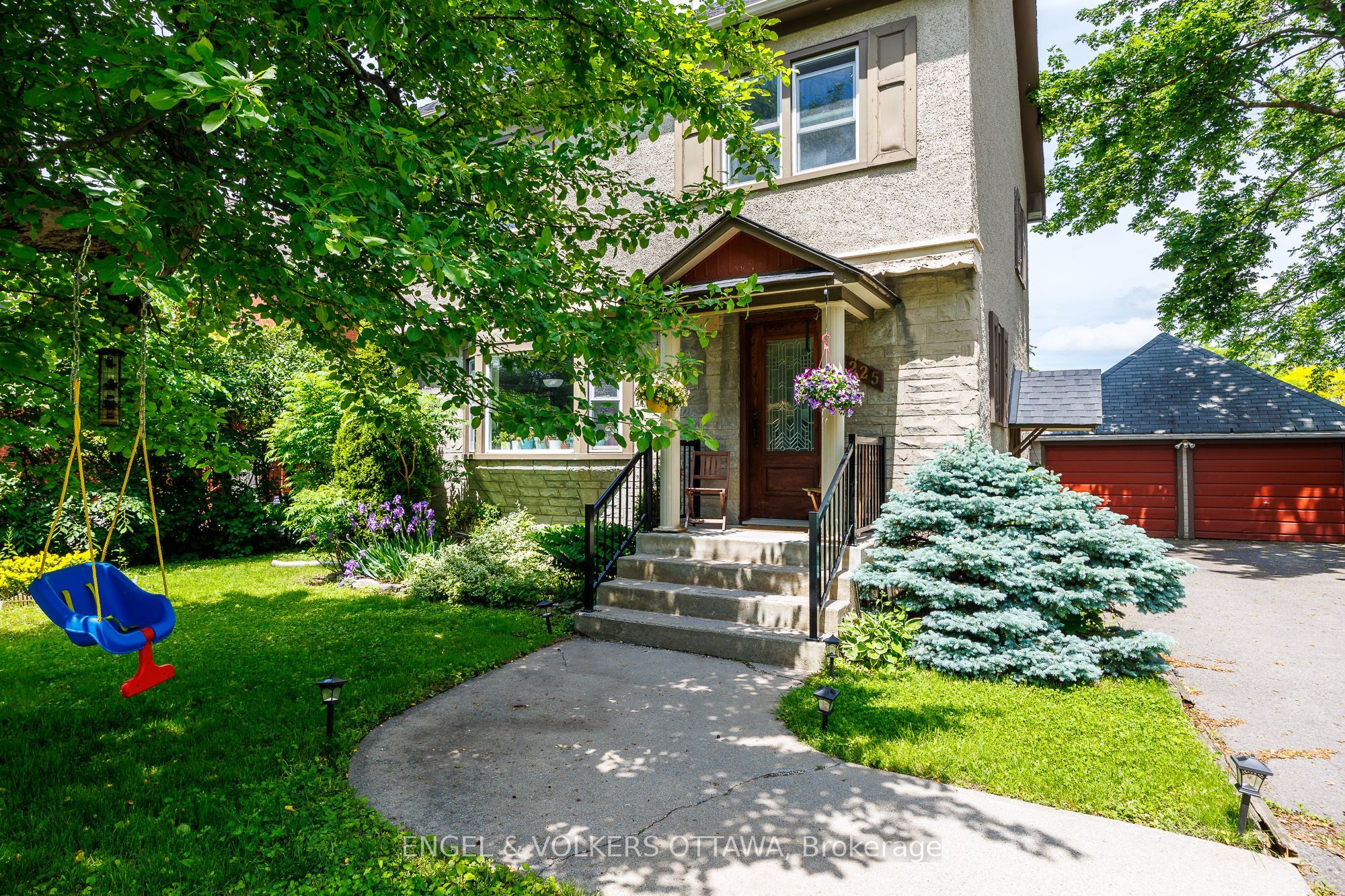225 PLEASANT PARK Road, Ottawa 5
