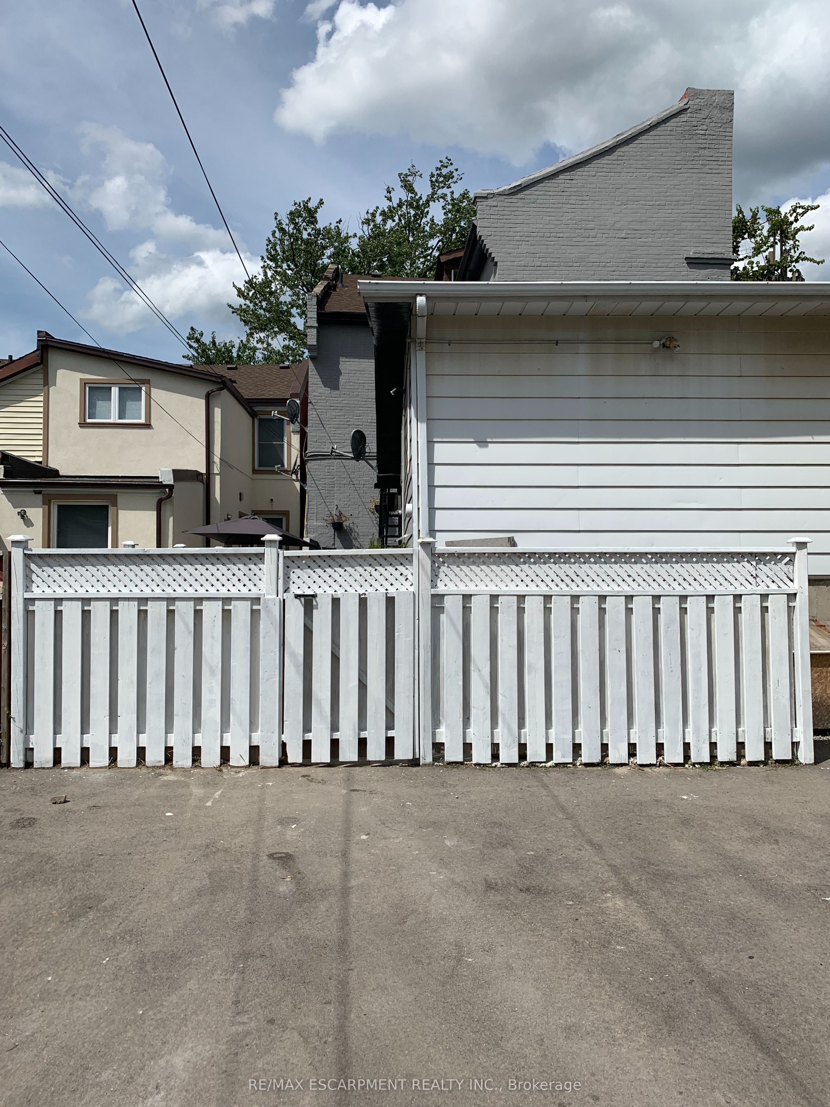 Unit 5 - 74 WEST Avenue N, Hamilton 2