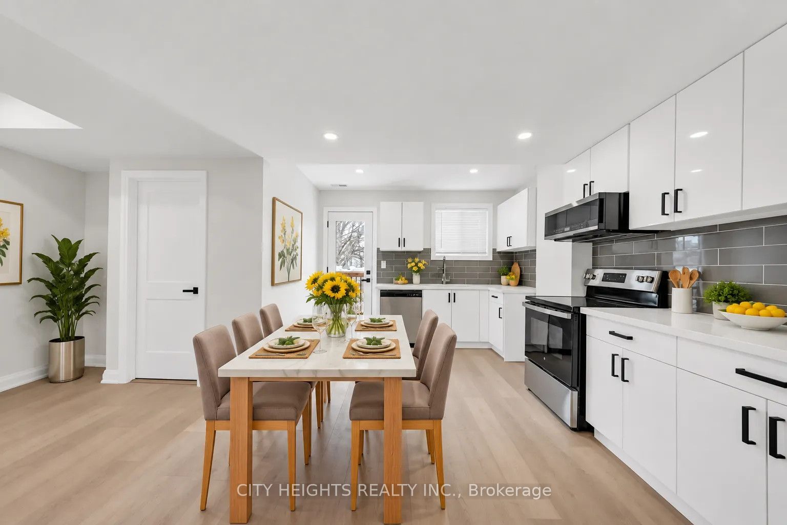 Unit 1 - 124 Church Street, Kitchener 2