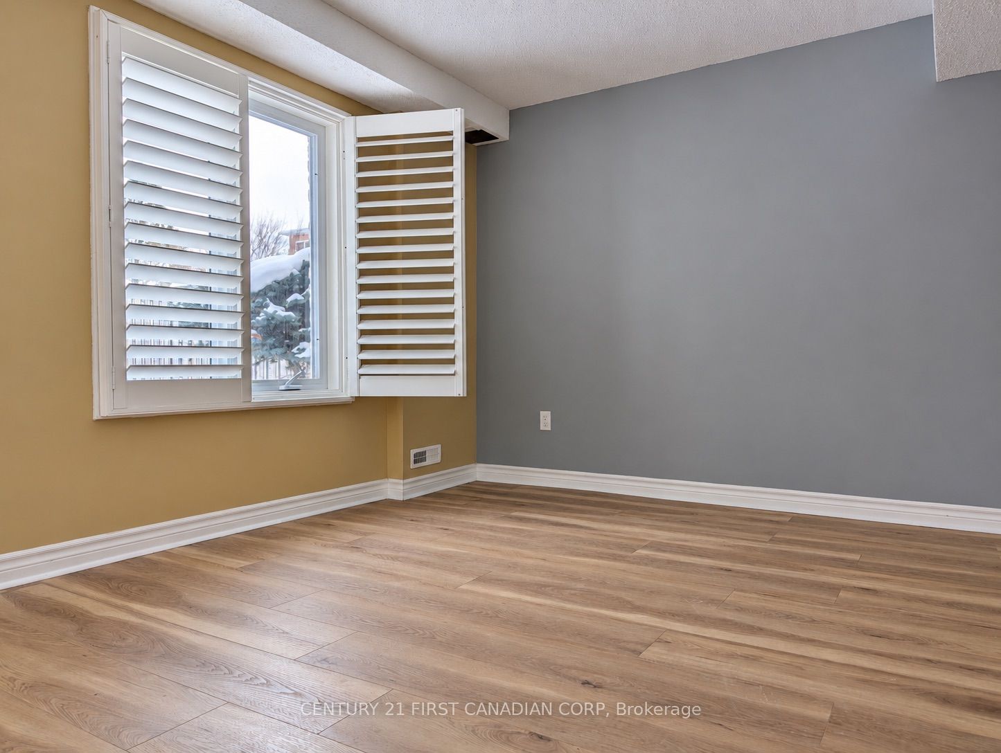 Unit LOWER - 924 Guildwood Boulevard, London 4