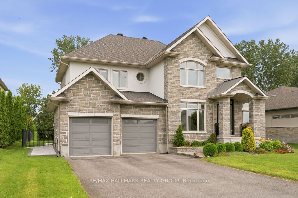 520 Leimerk Court, Rideau 2