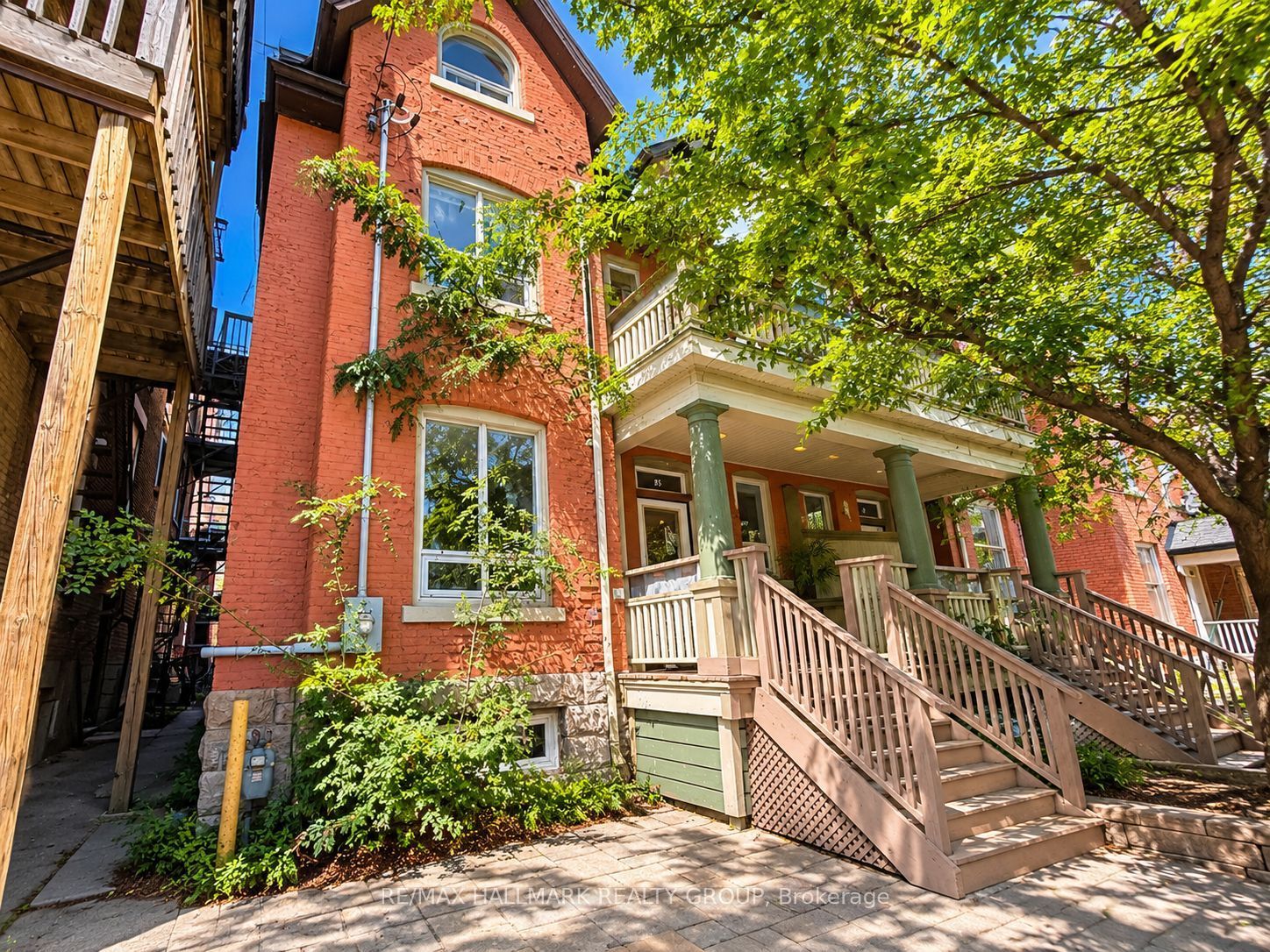 Unit 1 - 85 Park Avenue, Ottawa 2