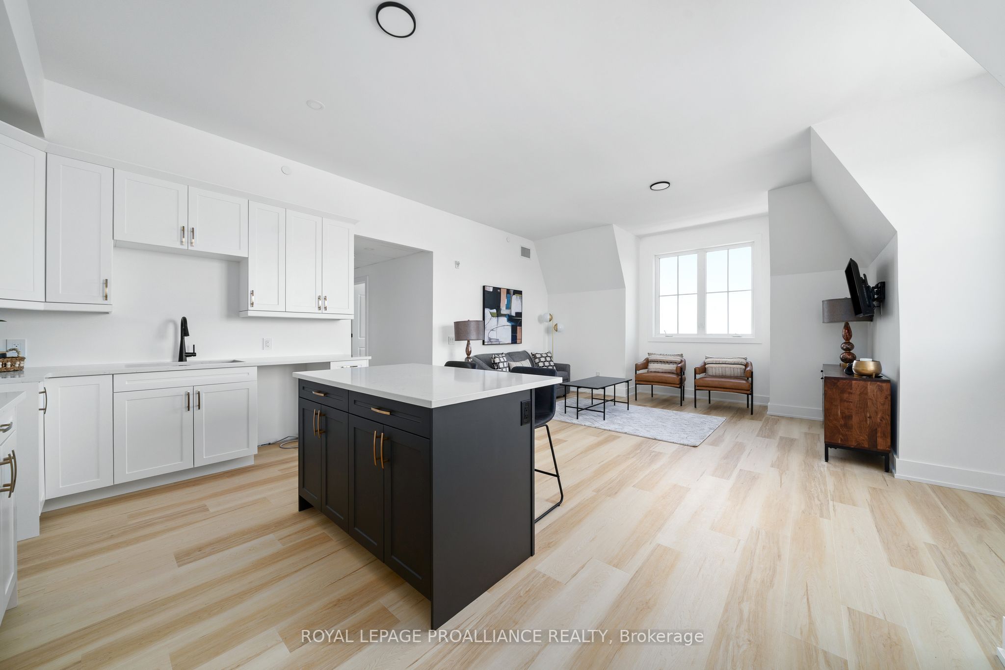 Unit 301 - 941 Charles Wilson Parkway, Cobourg 5