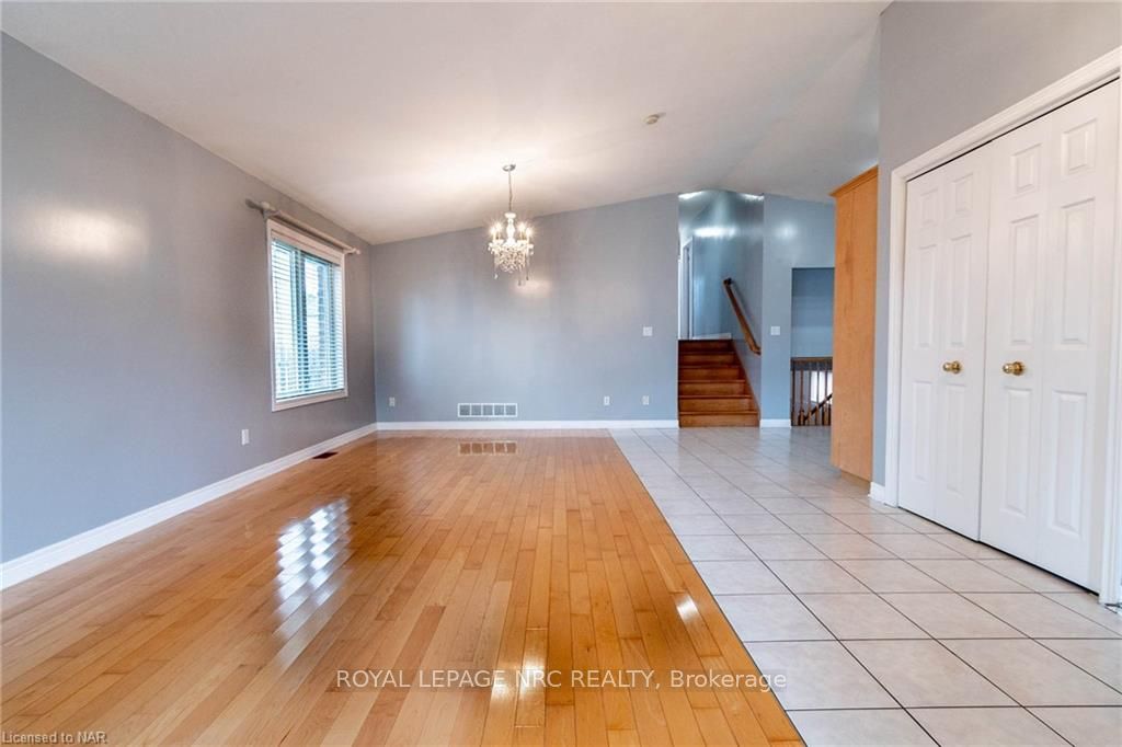 7005 KELLY Drive, Niagara Falls 2