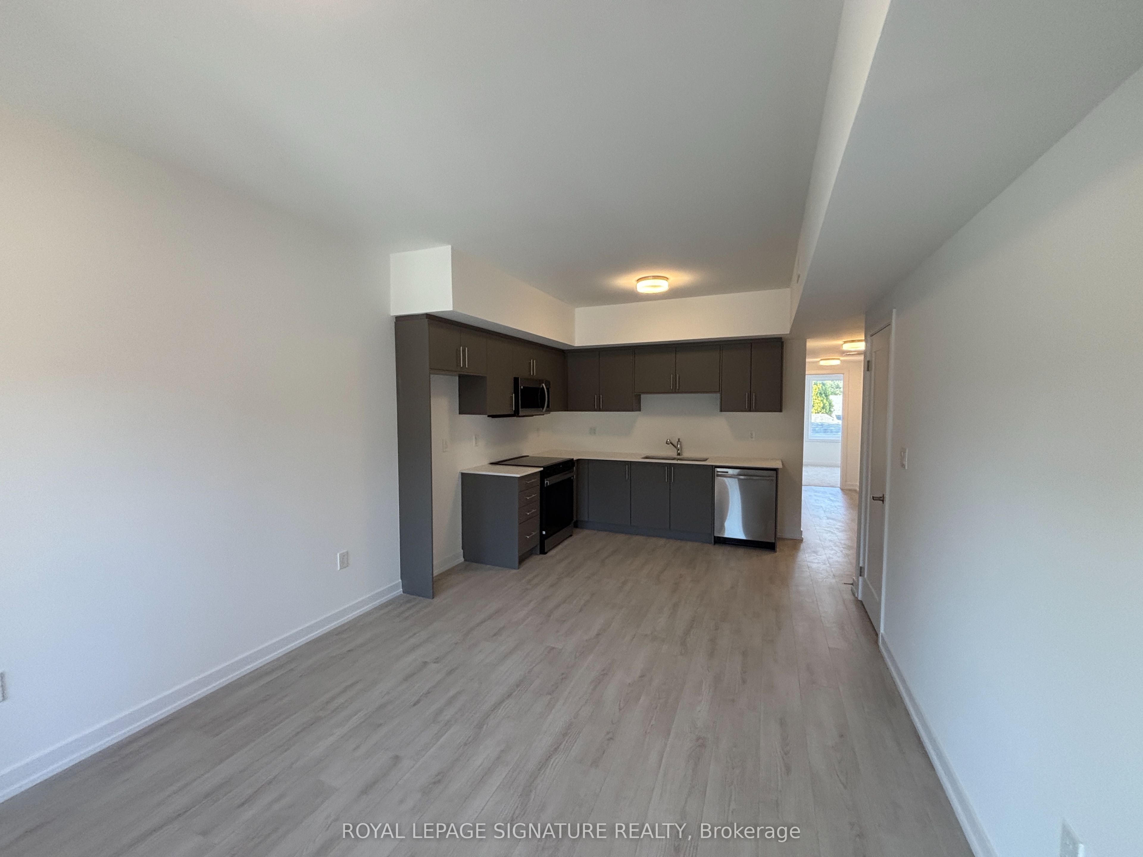 Unit 16 - 42 Lowes Road W, Guelph 5