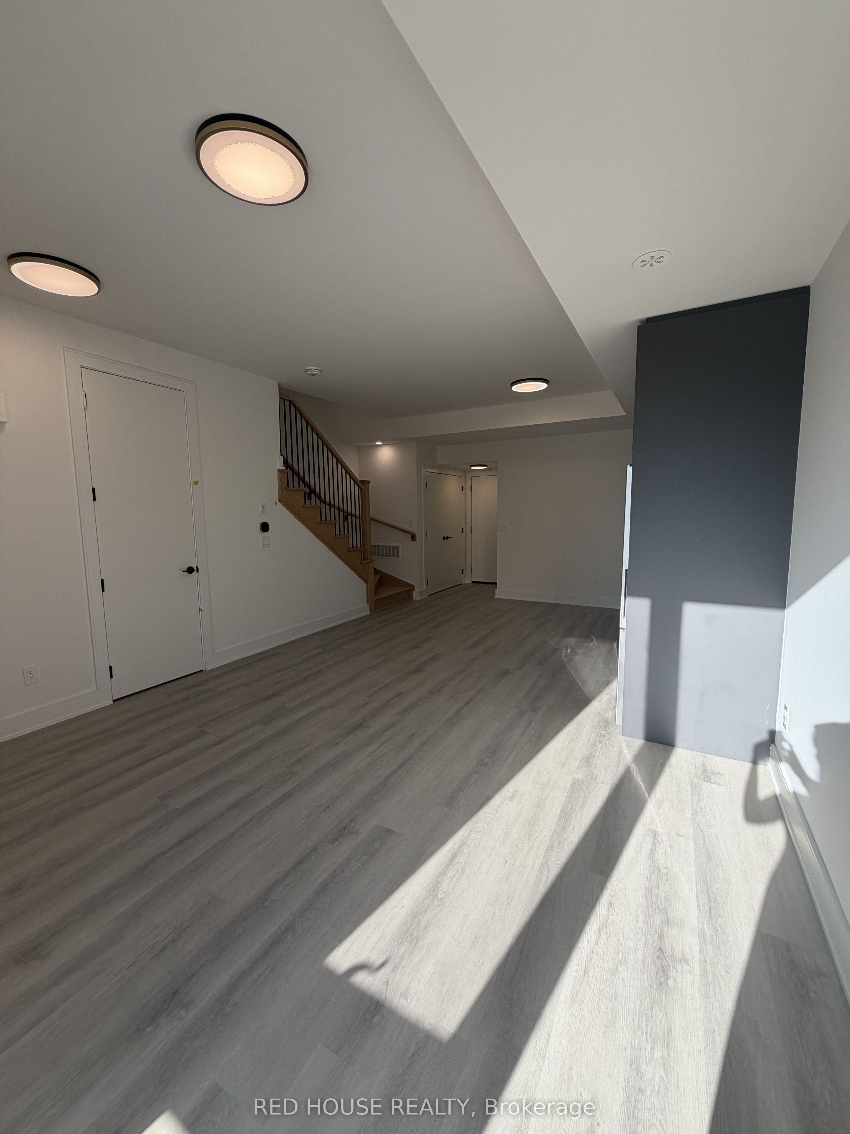 254 Ellis Avenue, St. Catharines 3