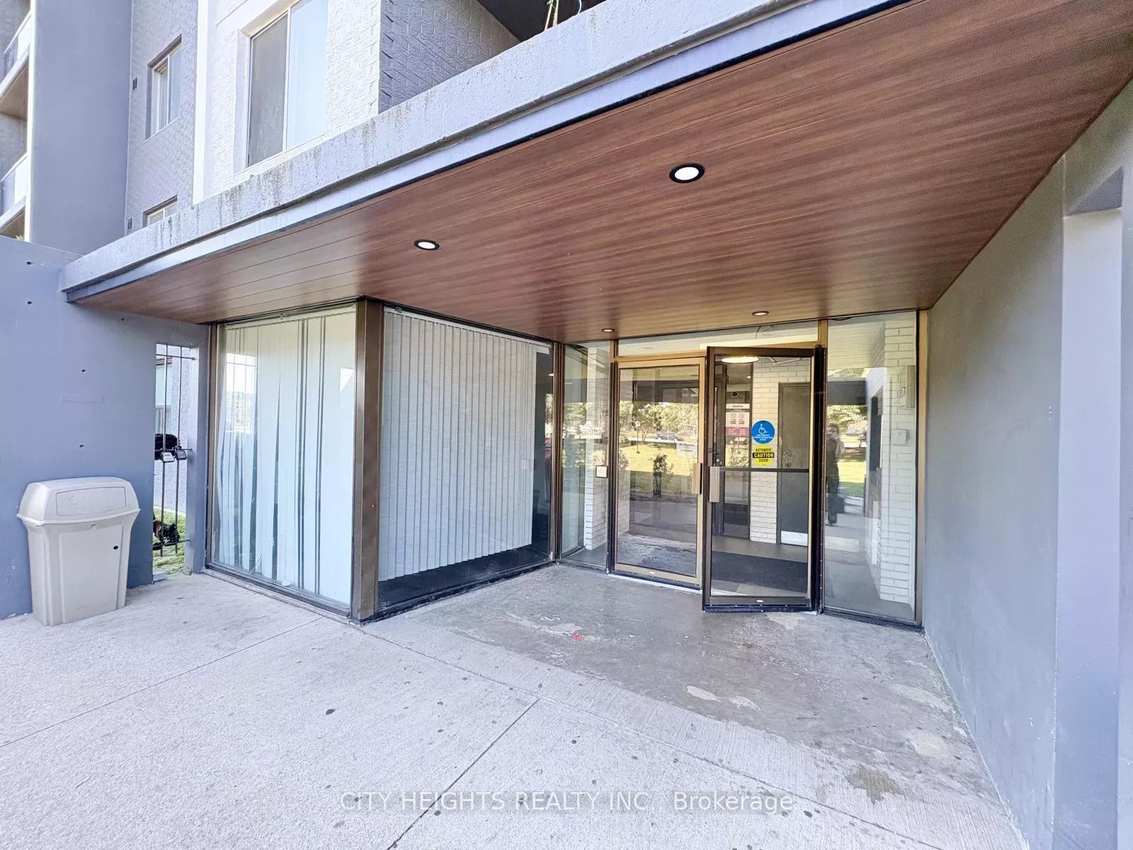 Unit 602 - 294 Chandler Drive, Kitchener 2