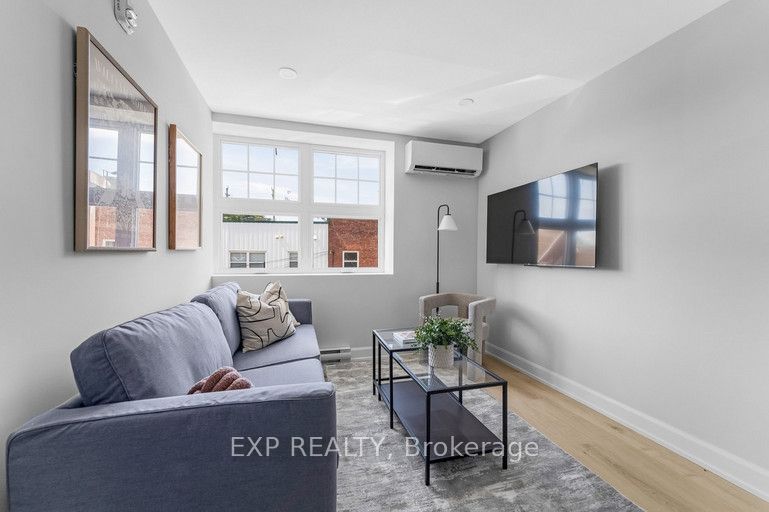Unit 101 - 658 Somerset Street W, Ottawa 2