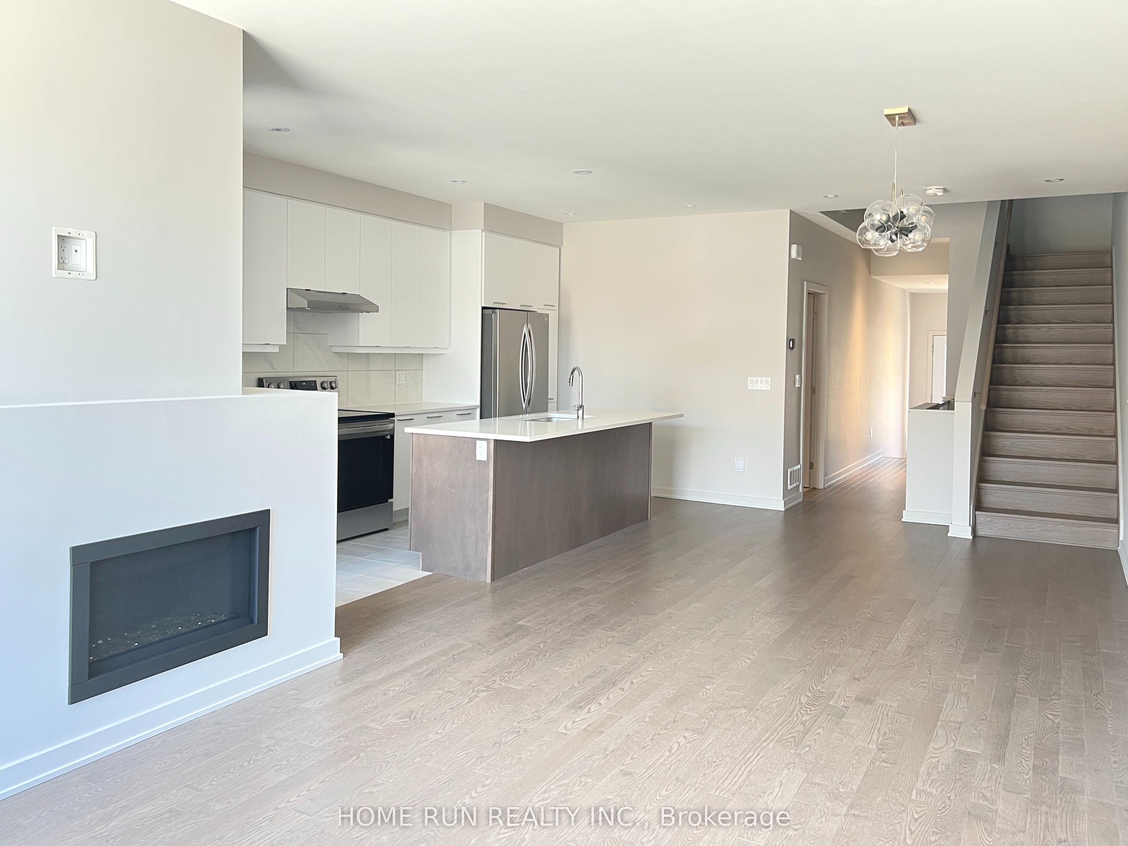 516 Borbridge Avenue, Orleans-Gloucester 4