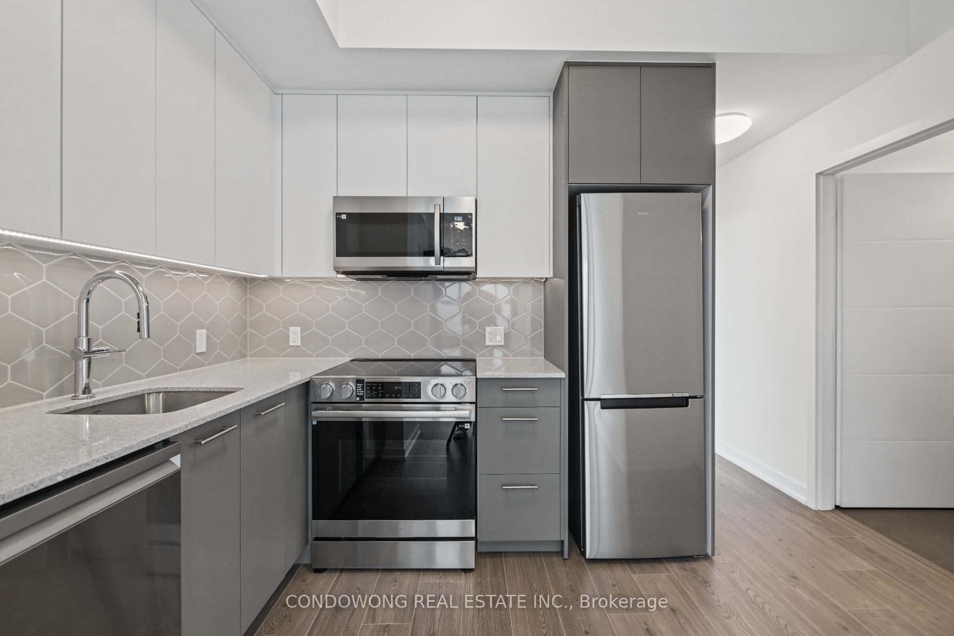 Unit 609 - 30 Francis Street S, Kitchener 2