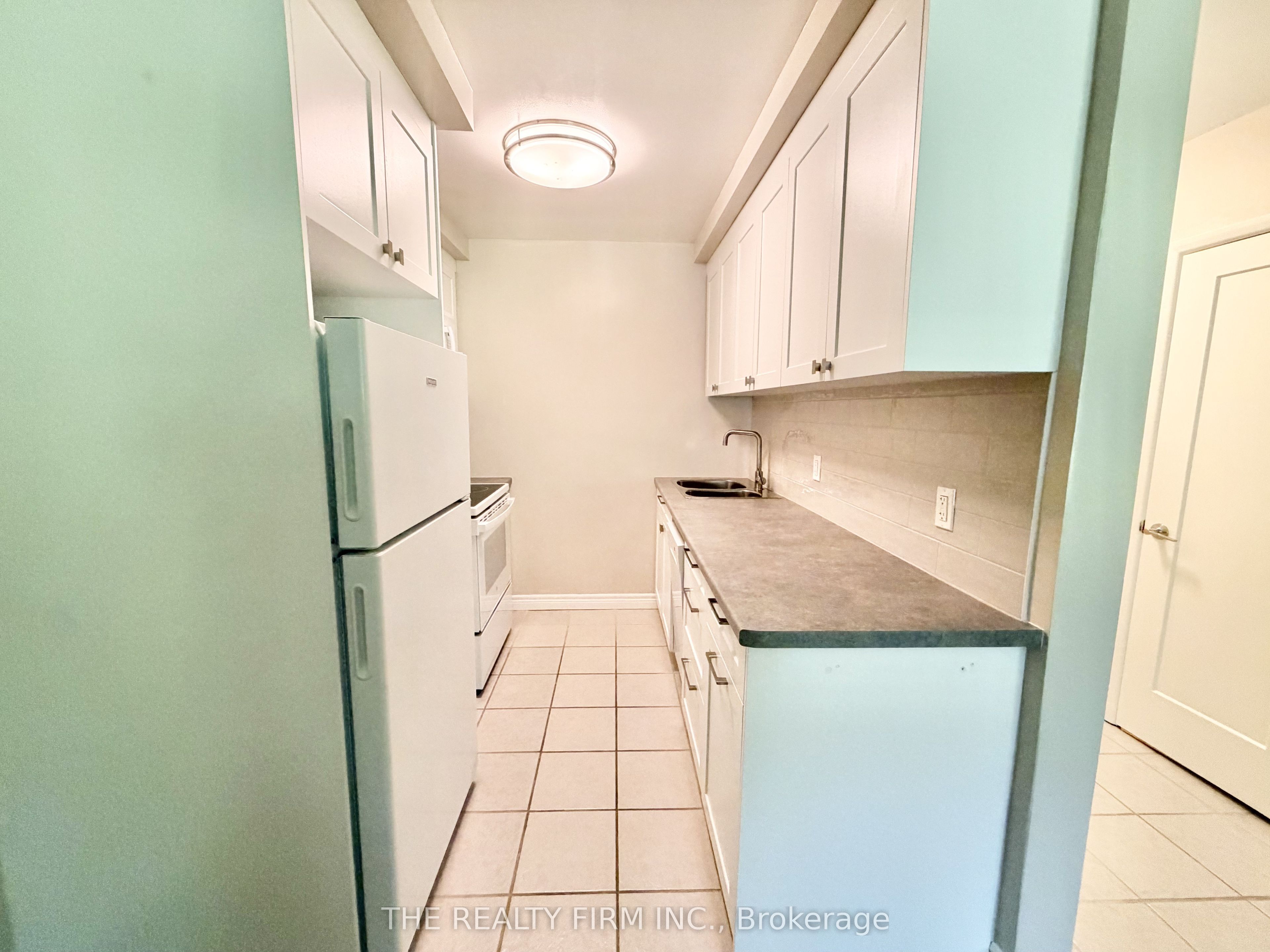 Unit 110 - 55 BEECHWOOD Place, London 4