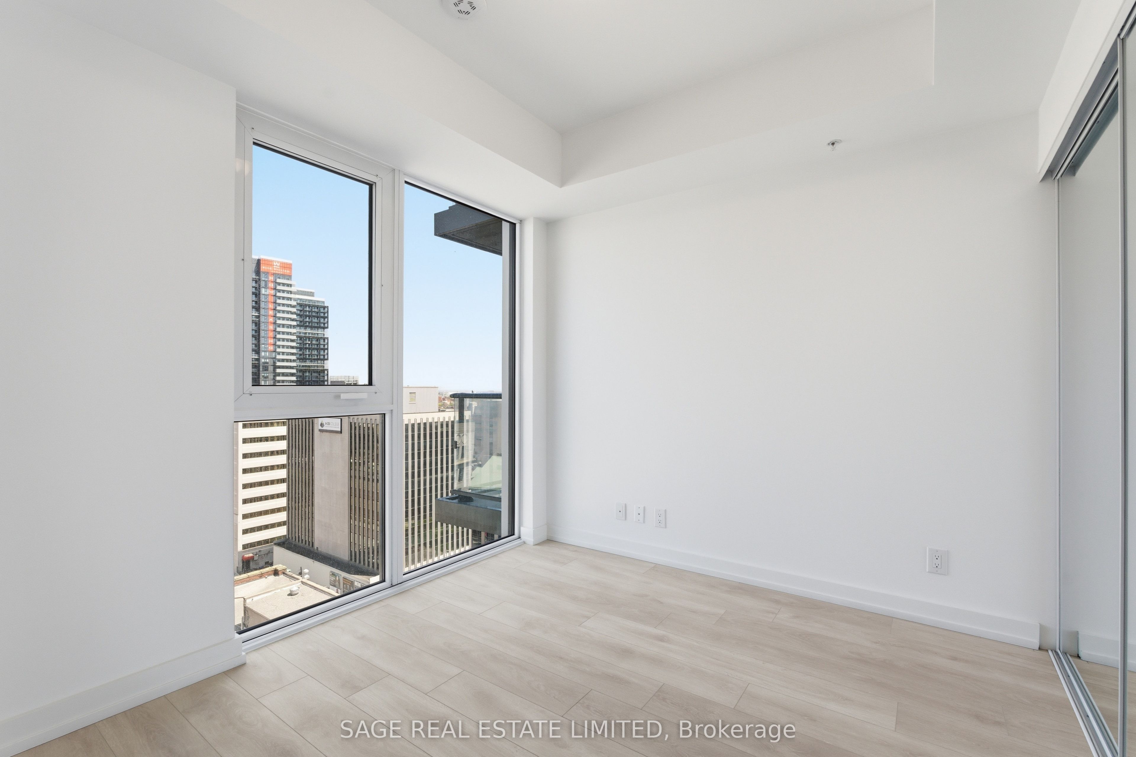 Unit 1404 - 75 James Street S, Hamilton 4