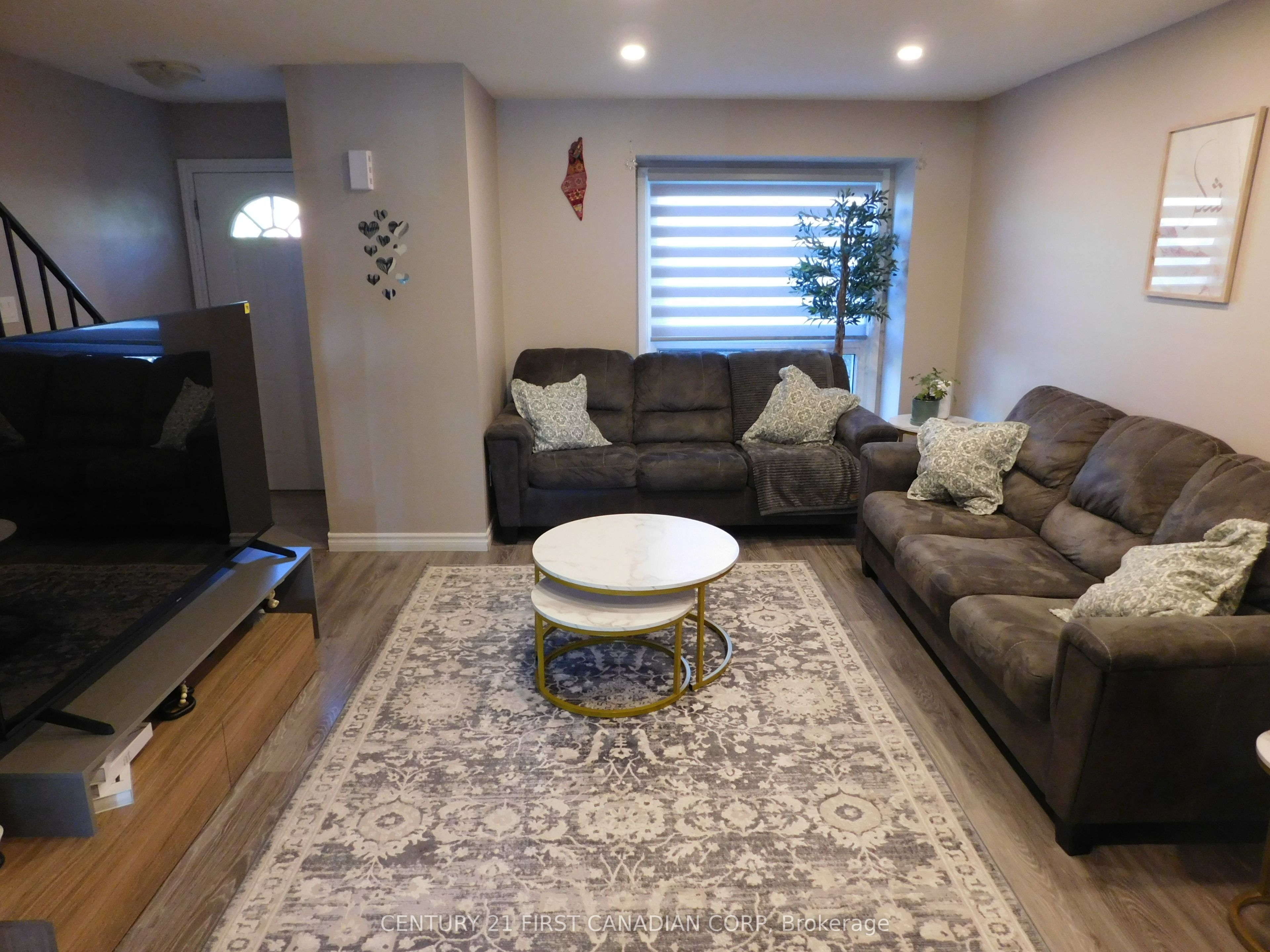 Unit 116 - 70 Fiddlers Green Road, London 2