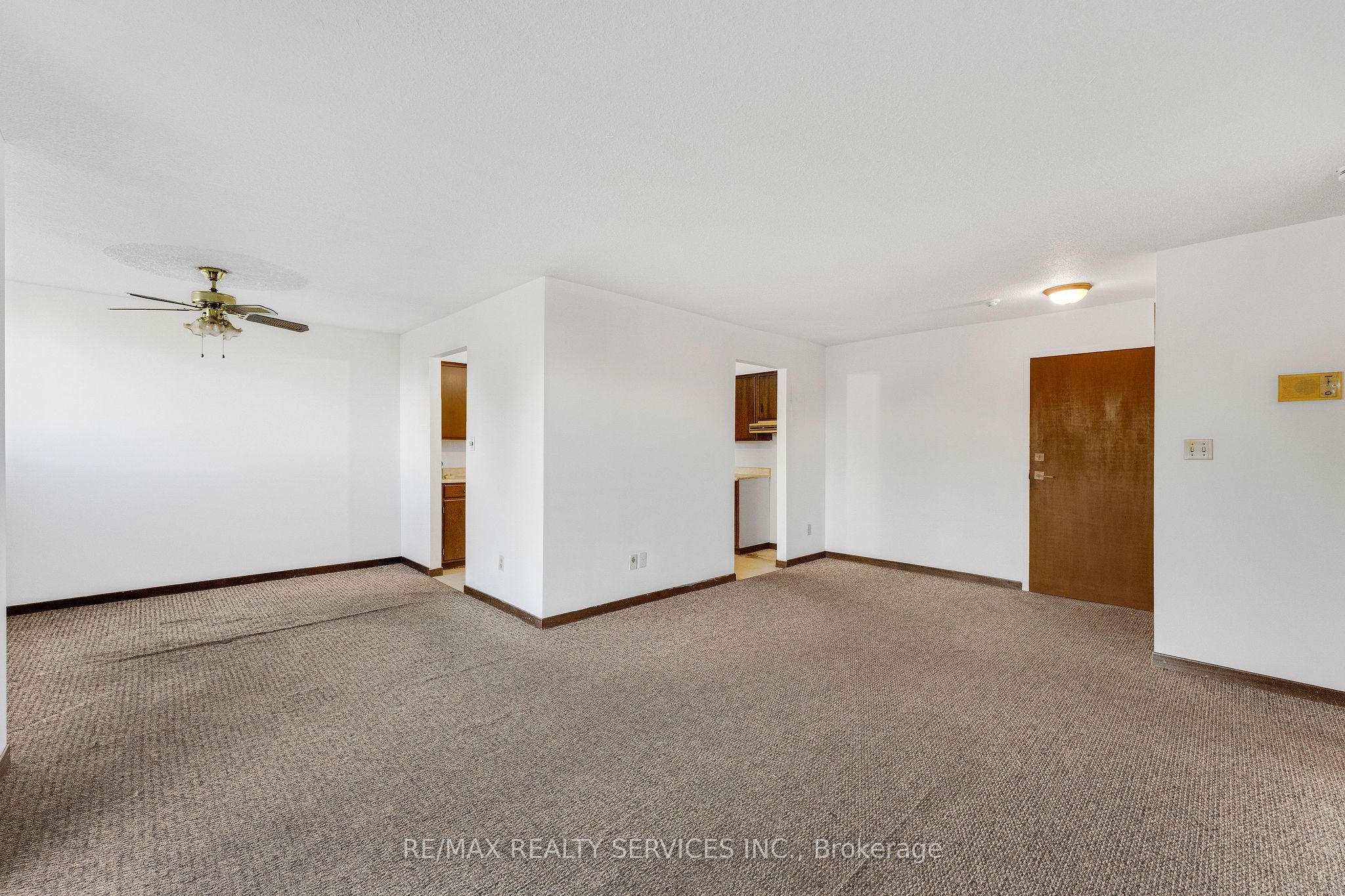 Unit 206 - 4218 Portage Road, Niagara Falls 3