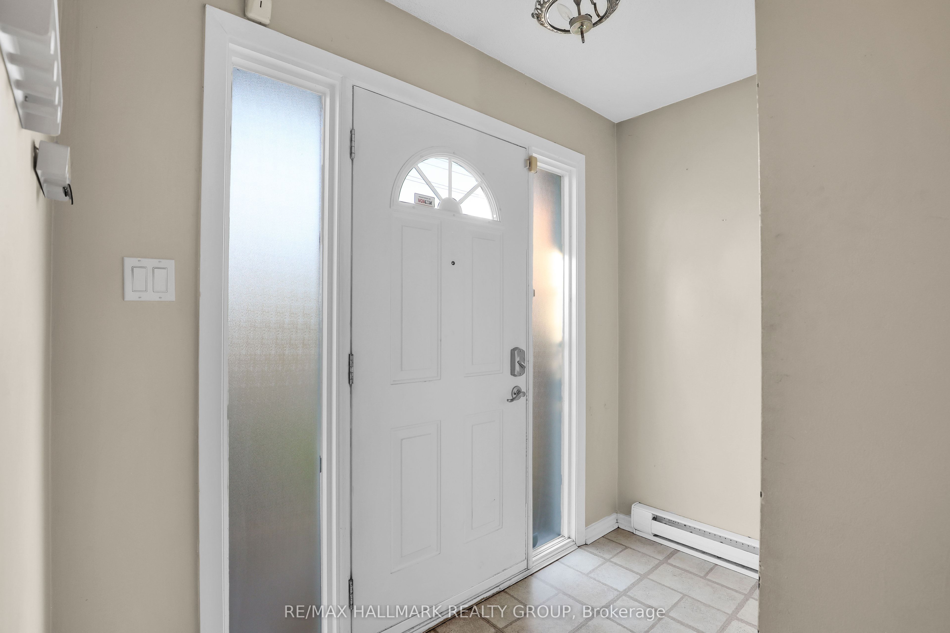 924 Dynes Road, Ottawa 2
