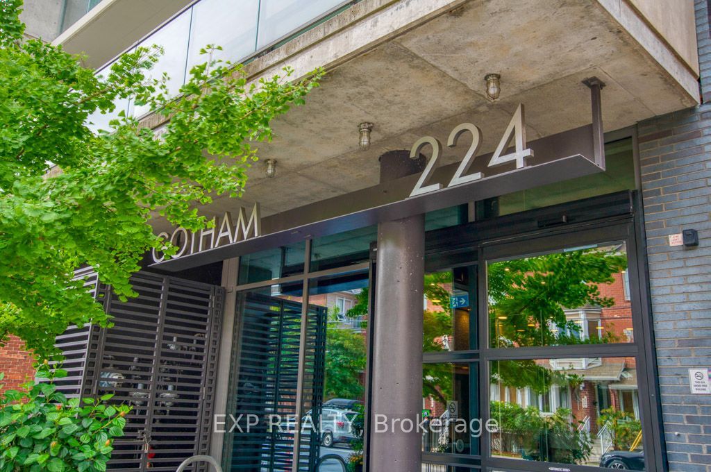 Unit 401 - 224 Lyon Street N, Ottawa 3