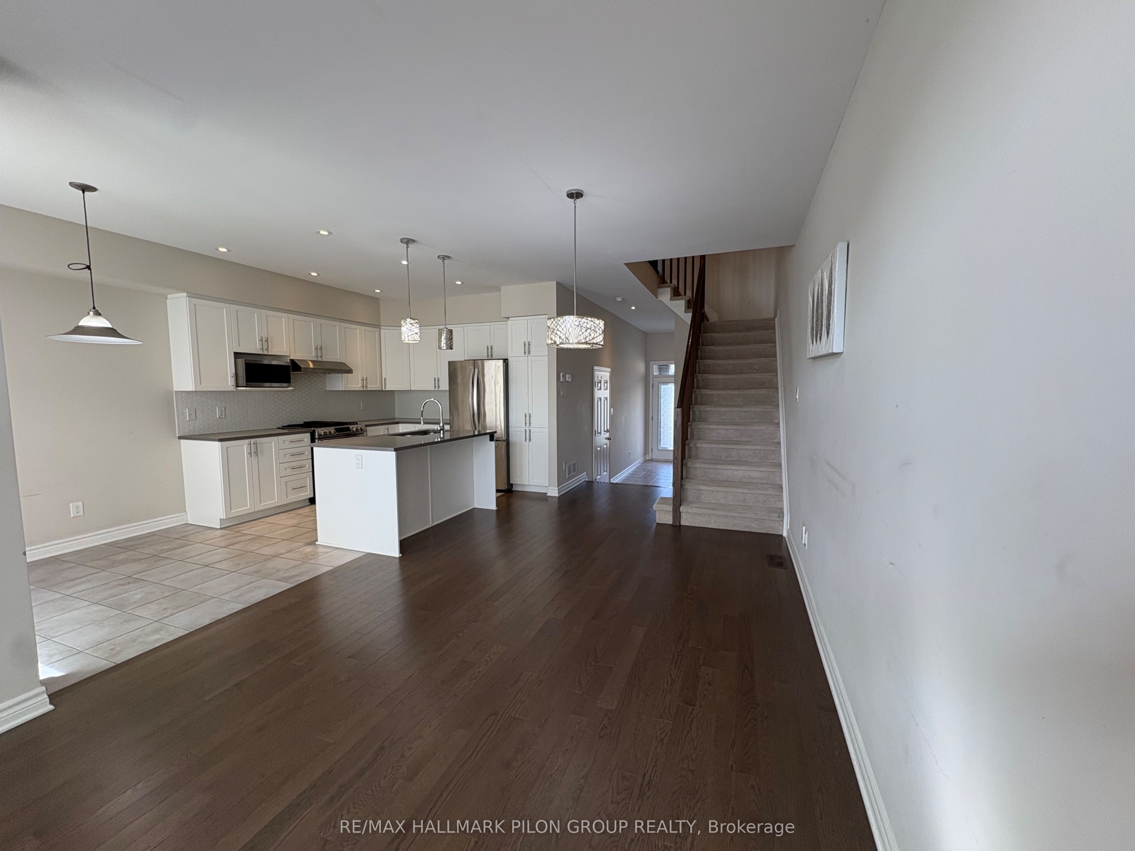 324 Rainrock Crescent, Orleans-Gloucester 4