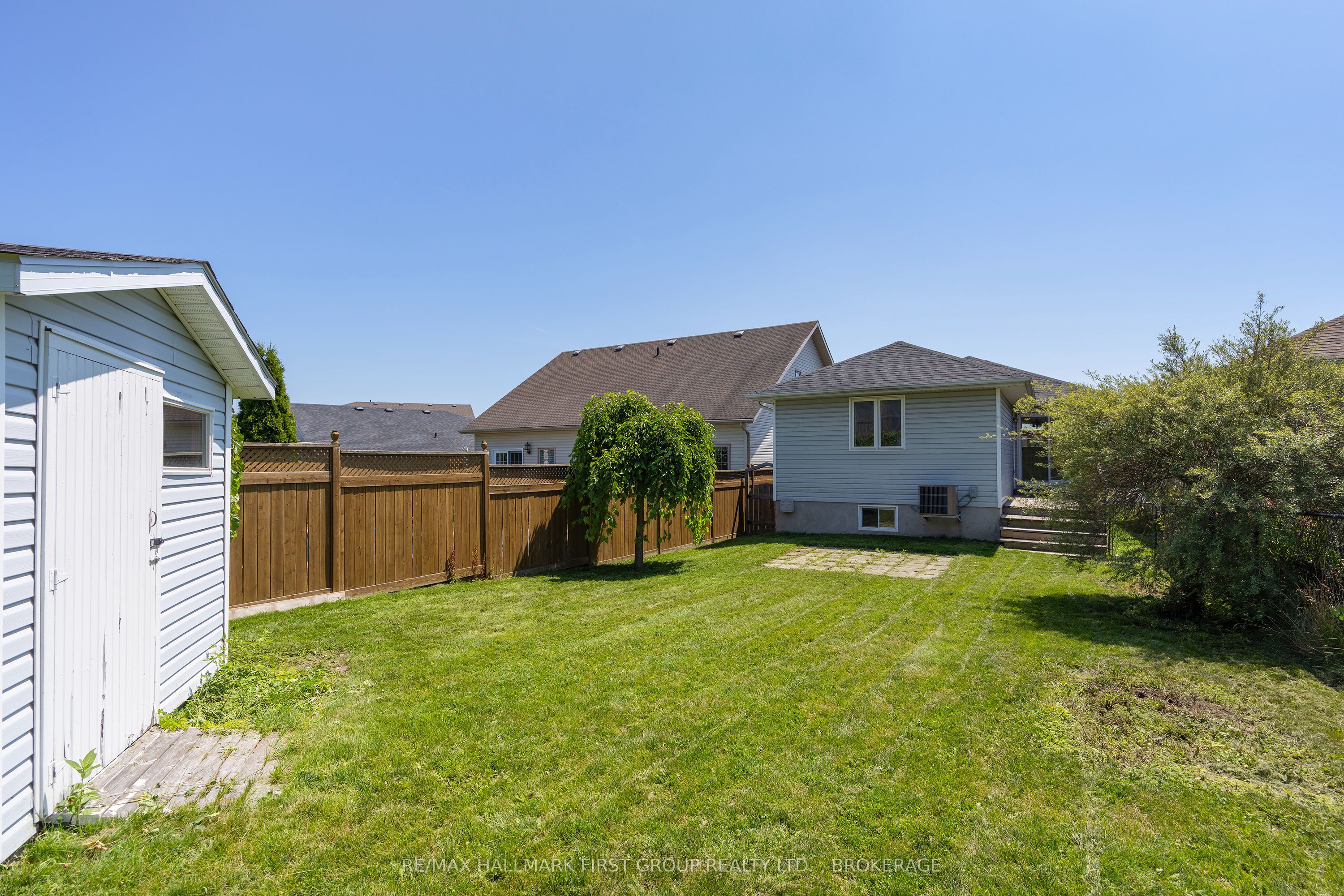 759 Tanner Drive, Kingston 2