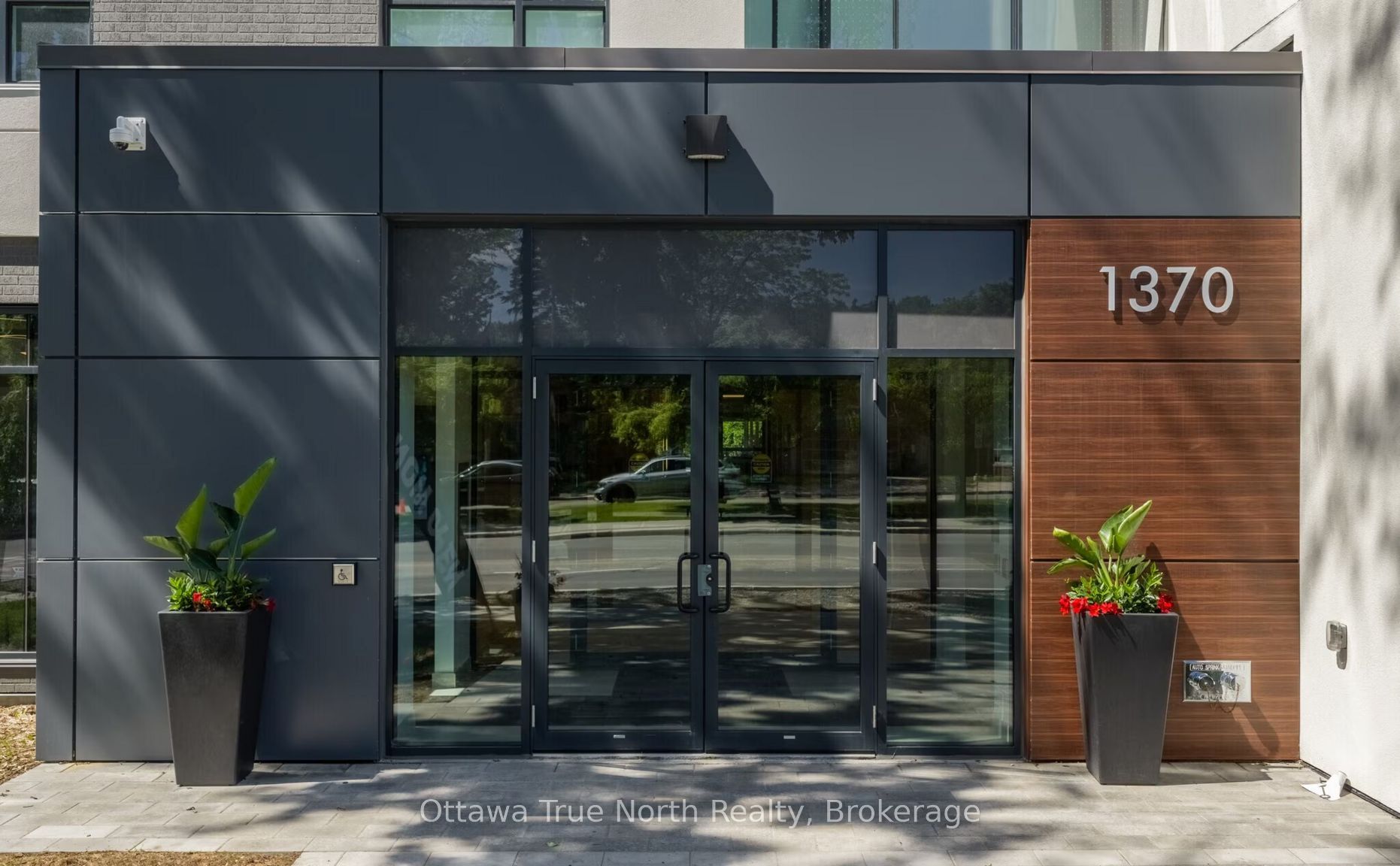 Unit 318 - 1370 Stttsville Main Street, Stittsville-Goulbourn 2
