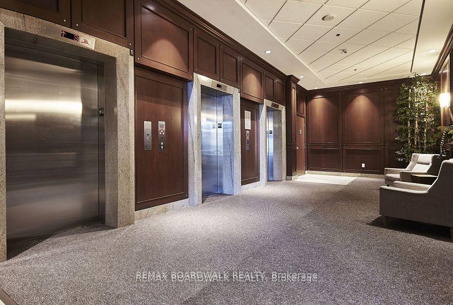 Unit 408 - 234 Rideau Street, Ottawa 3