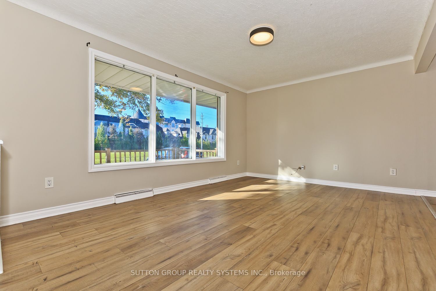 40 Jacobson Avenue, St. Catharines 4