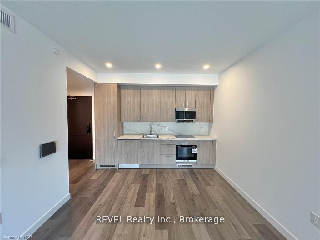 Unit 213 - 7549 A KALAR Road, Niagara Falls 4