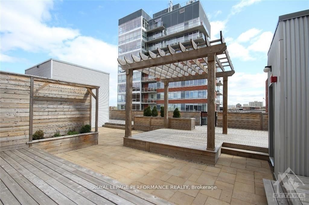 Unit 301 - 360 Cumberland Street, Ottawa 5